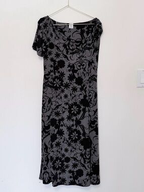 Sexy Velvety Floral Pattern Midi Dress Wedding Guest Ready Comfortable Dress 💫